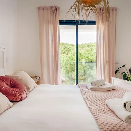 Seabreeze - Your Beachside Getaway By Lisbeyond * 阿尔热祖尔