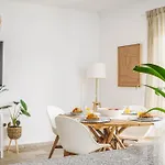 Seabreeze - Your Beachside Getaway By Lisbeyond