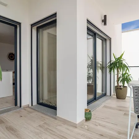 Seabreeze - Your Beachside Getaway Apartment Aljezur