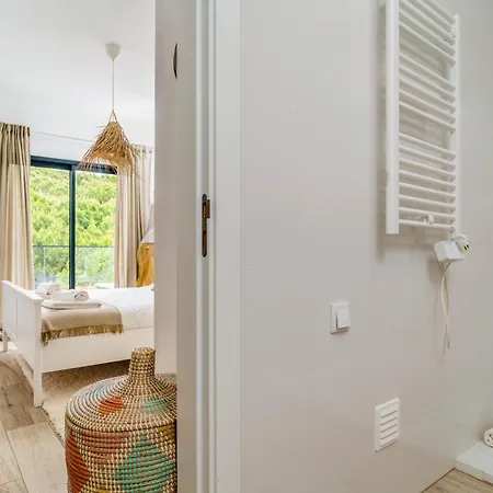 Apartment Seabreeze - Your Beachside Getaway *